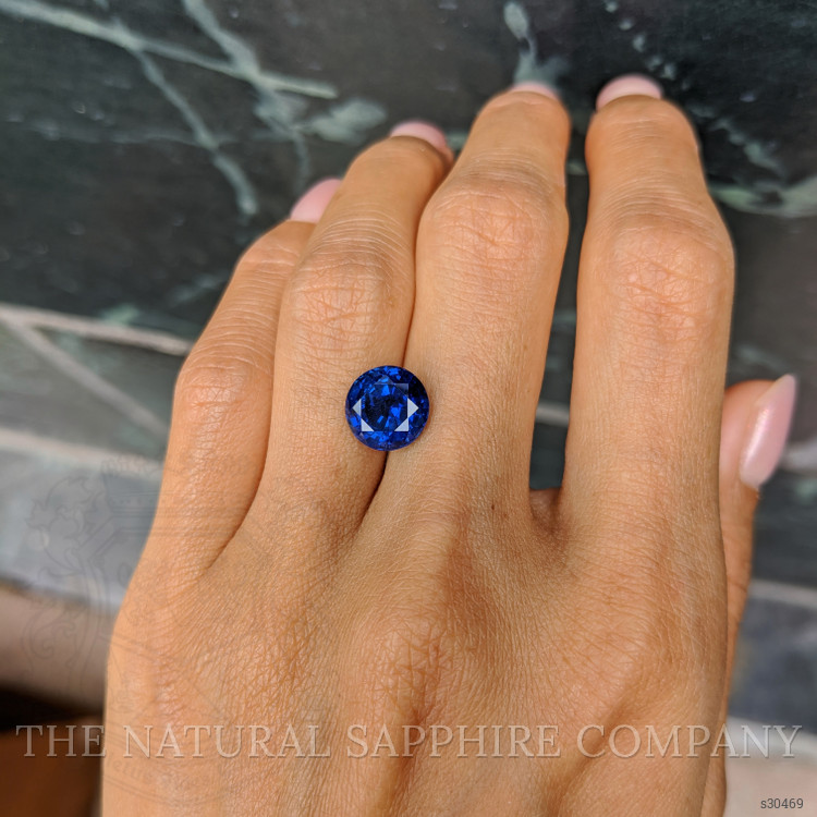 4.50 Ct. Blue Sapphire from Ceylon (Sri Lanka)
