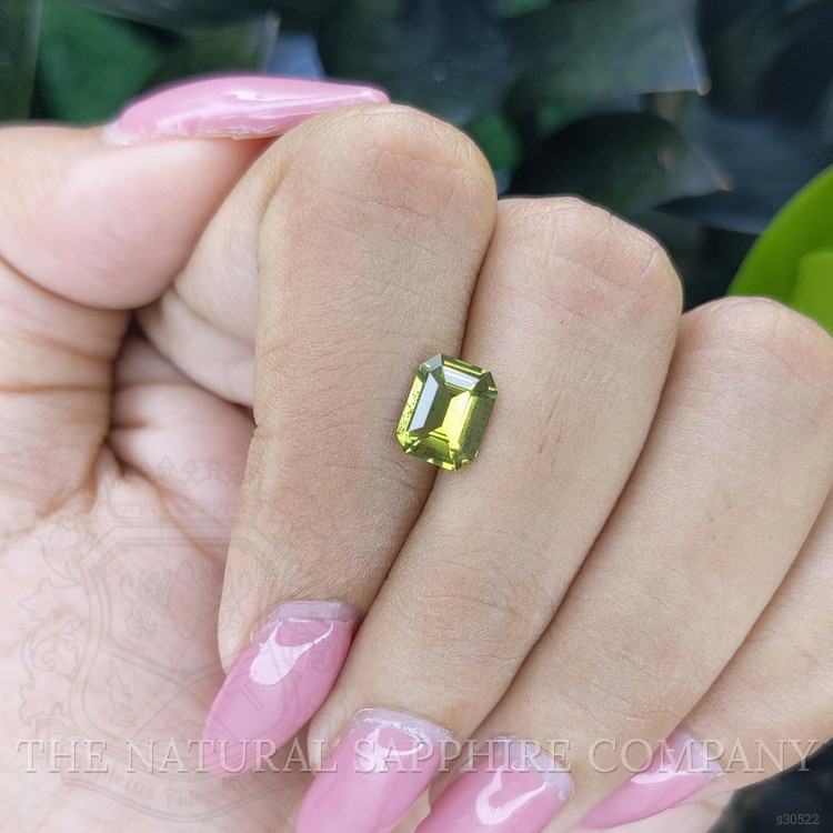 1.60 Ct. Green Sapphire from Ceylon (Sri Lanka)