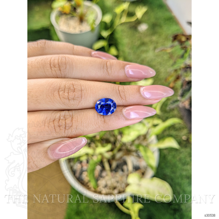 5.16 Ct. Blue Sapphire from Ceylon (Sri Lanka)