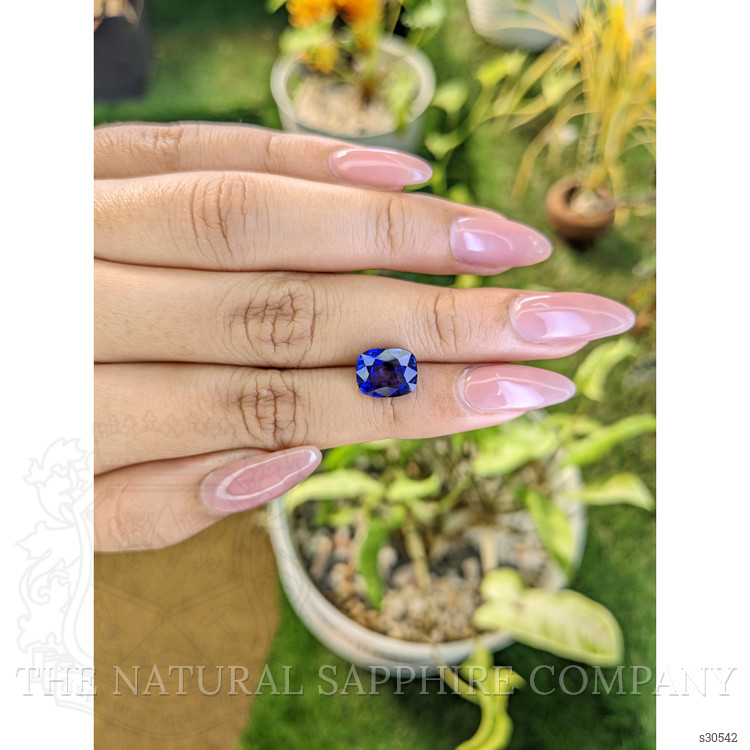 4.35 Ct. Blue Sapphire from Ceylon (Sri Lanka)