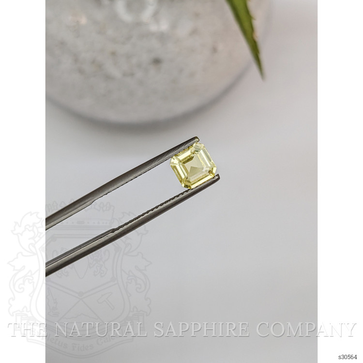 1.34 Ct. Yellow Sapphire from Ceylon (Sri Lanka)