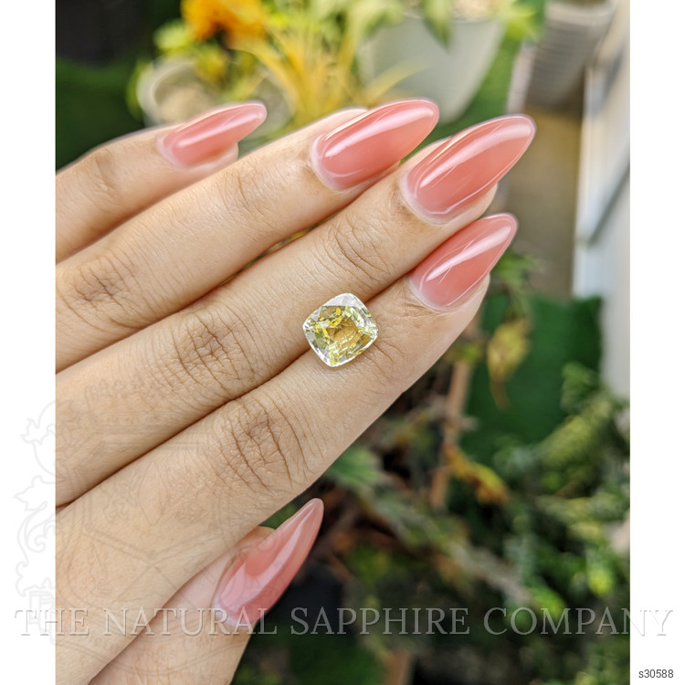 4.03 Ct. Yellow Sapphire from Ceylon (Sri Lanka)
