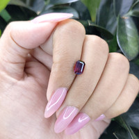 1.71 Ct. Purplish Pink Sapphire from Tanzania Life Style