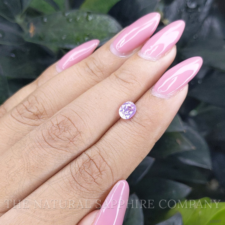 1.01 Ct. Purplish Pink Sapphire from Ceylon (Sri Lanka)