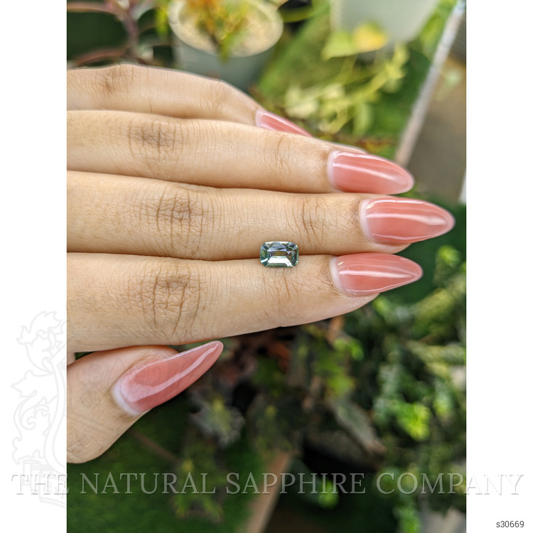 1.09 Ct. Yellowish Green Sapphire from Madagascar