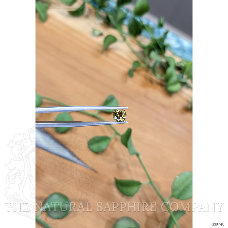 1.05 Ct. Bi Color Sapphire from Montana