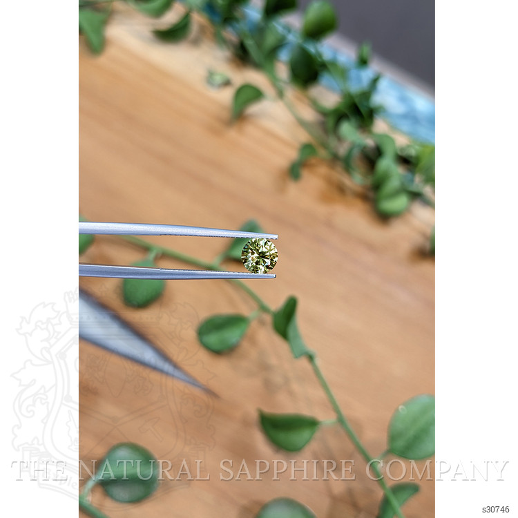 1.32 Ct. Greenish Yellow Sapphire from Montana