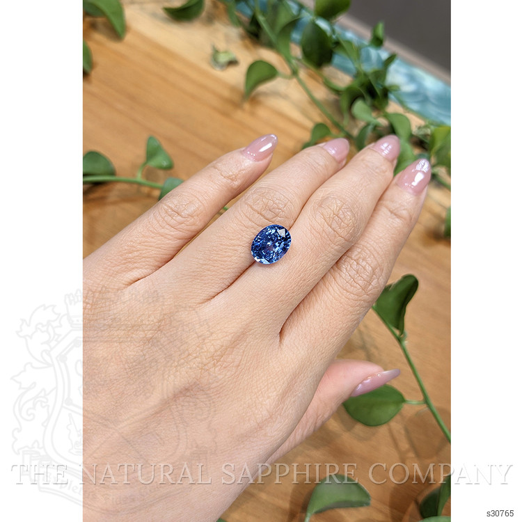 4.77 Ct. Blue Sapphire from Ceylon (Sri Lanka)