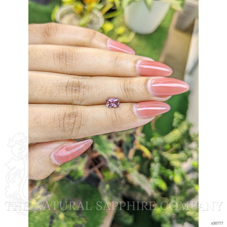 0.97 Ct. Pinkish Brown Sapphire from Ceylon (Sri Lanka)