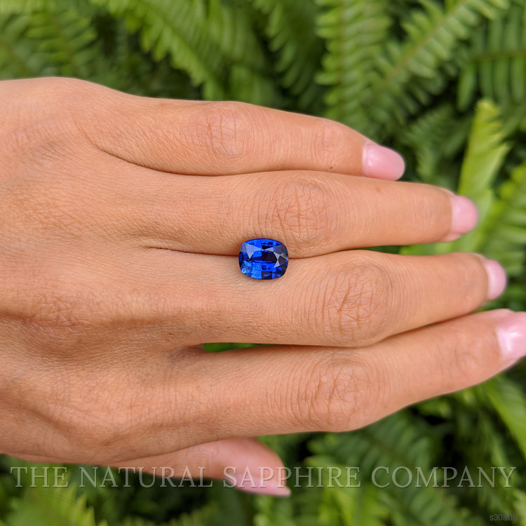 3.10 Ct. Blue Sapphire from Ceylon (Sri Lanka)