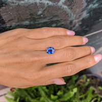 3.02 Ct. Blue Sapphire from Ceylon (Sri Lanka) Life Style