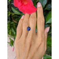 3.33 Ct. Blue Sapphire from Ceylon (Sri Lanka) Life Style