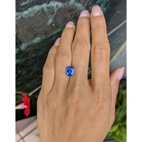 2.99 Ct. Blue Sapphire from Ceylon (Sri Lanka) Life Style