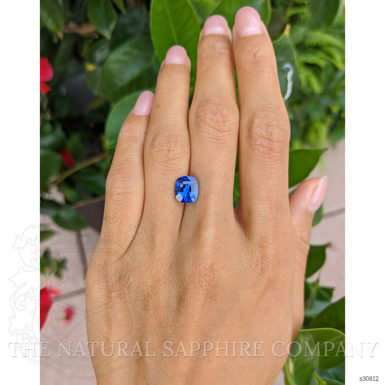 2.99 Ct. Blue Sapphire from Ceylon (Sri Lanka)