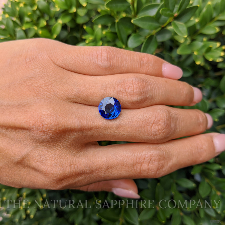 4.17 Ct. Blue Sapphire from Ceylon (Sri Lanka)