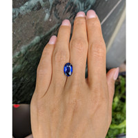 3.94 Ct. Blue Sapphire from Ceylon (Sri Lanka) Life Style
