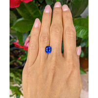 4.28 Ct. Blue Sapphire from Ceylon (Sri Lanka) Life Style