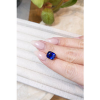 6.03 Ct. Blue Sapphire from Ceylon (Sri Lanka) Life Style