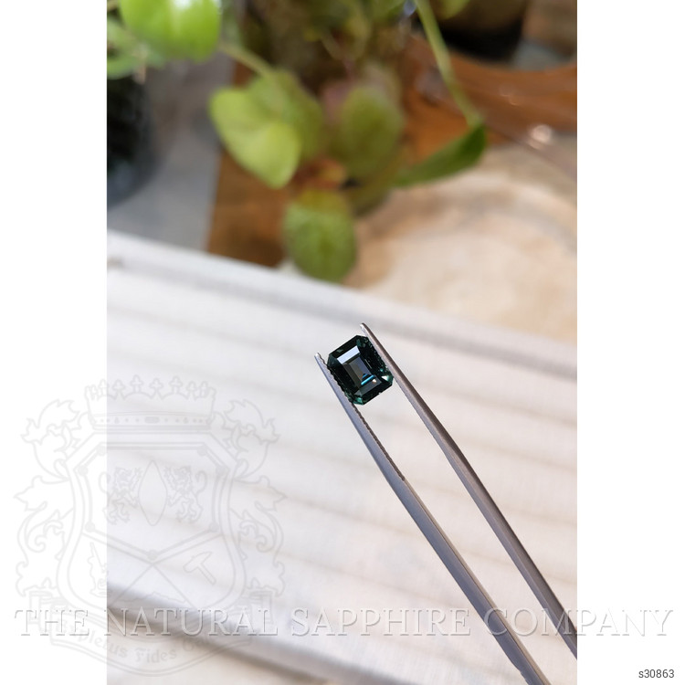 2.74 Ct. Color Change Sapphire from Ceylon (Sri Lanka)