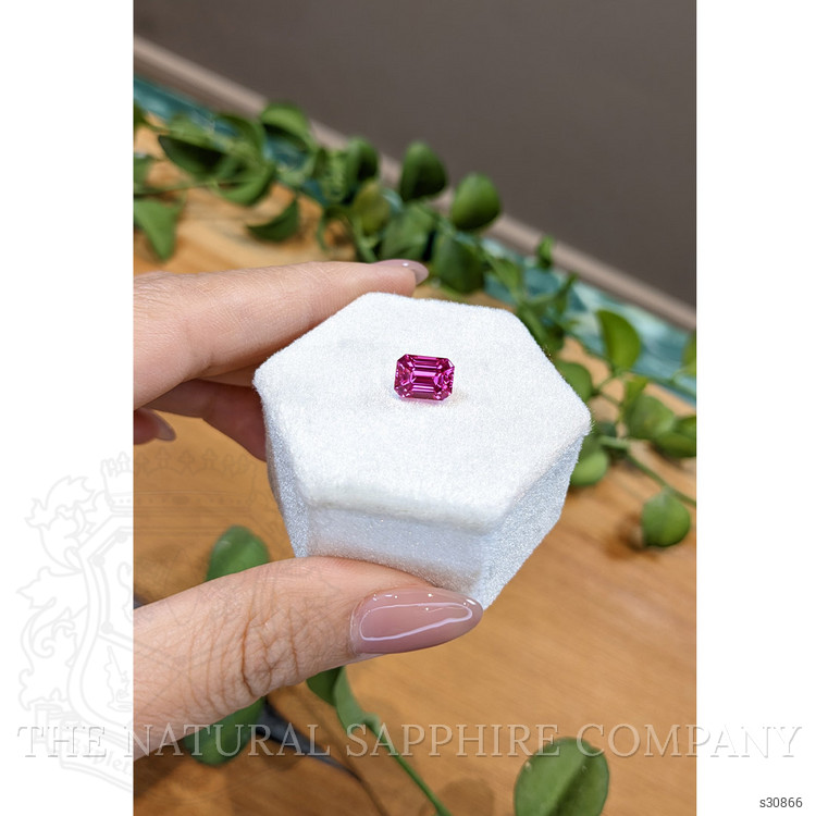 3.13 Ct. Pink Sapphire from Ceylon (Sri Lanka)