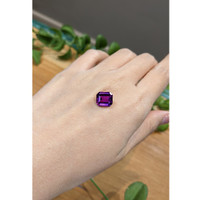 5.03 Ct. Purple Sapphire from Ceylon (Sri Lanka) Life Style