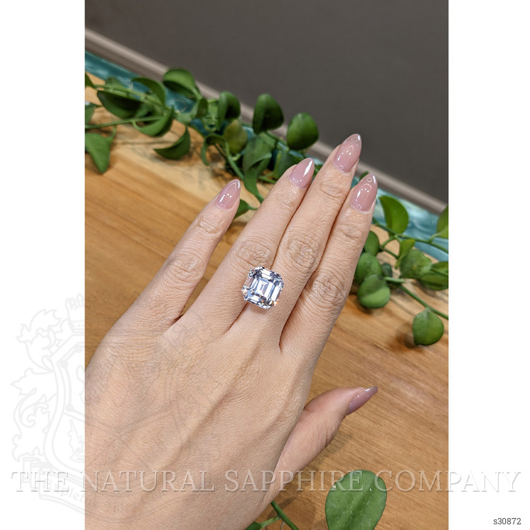 15.05 Ct. White Sapphire from Ceylon (Sri Lanka)