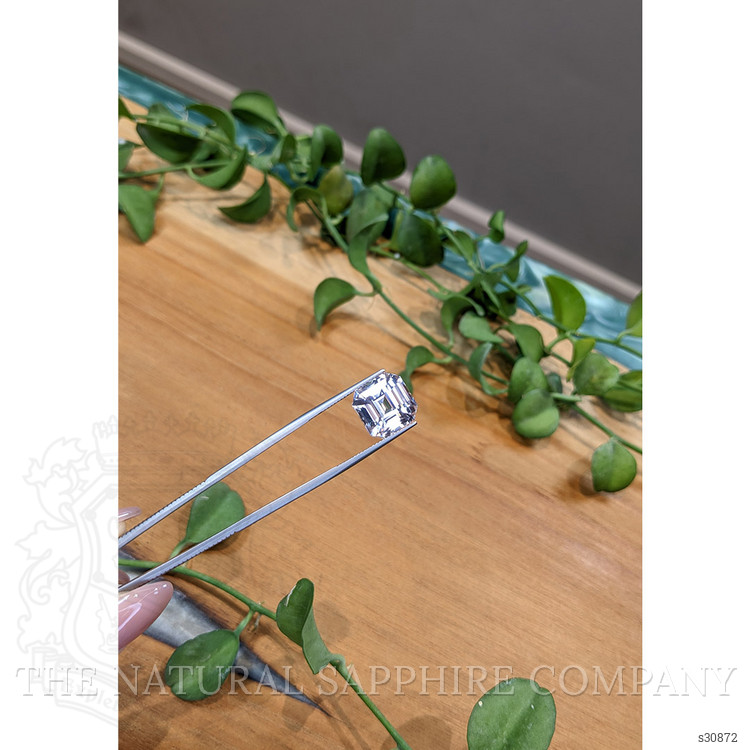 15.05 Ct. White Sapphire from Ceylon (Sri Lanka)