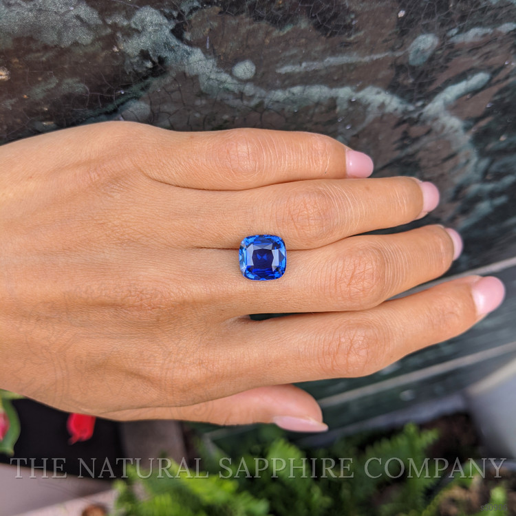 6.02 Ct. Blue Sapphire from Ceylon (Sri Lanka)