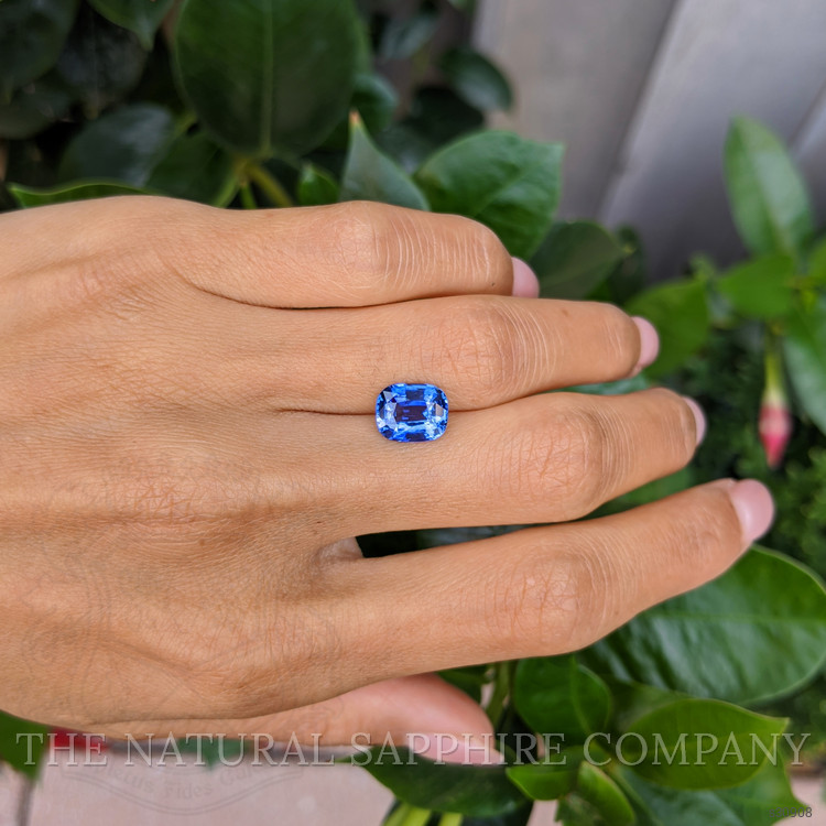 3.26 Ct. Blue Sapphire from Ceylon (Sri Lanka)