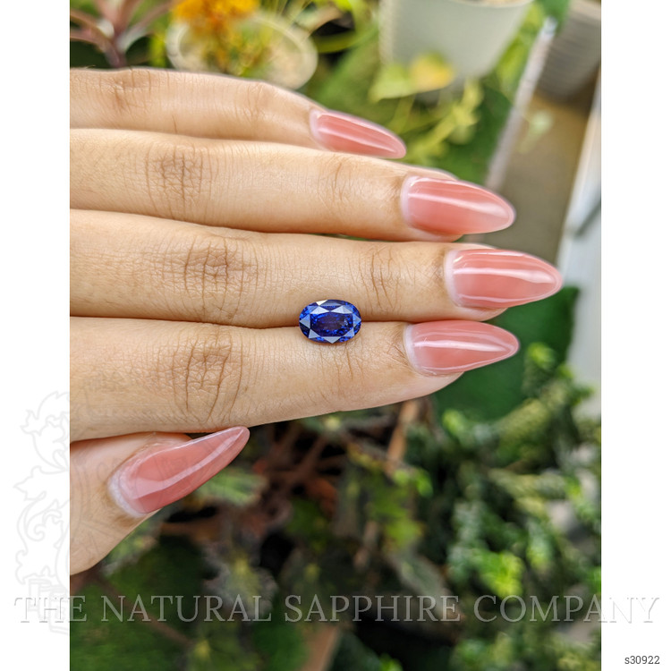 3.23 Ct. Blue Sapphire from Ceylon (Sri Lanka)