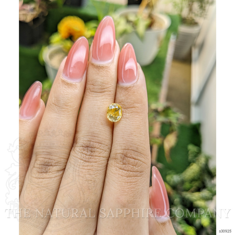 2.09 Ct. Yellow Sapphire from Ceylon (Sri Lanka)