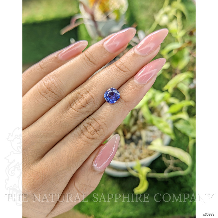 2.58 Ct. Blue Sapphire from Ceylon (Sri Lanka)