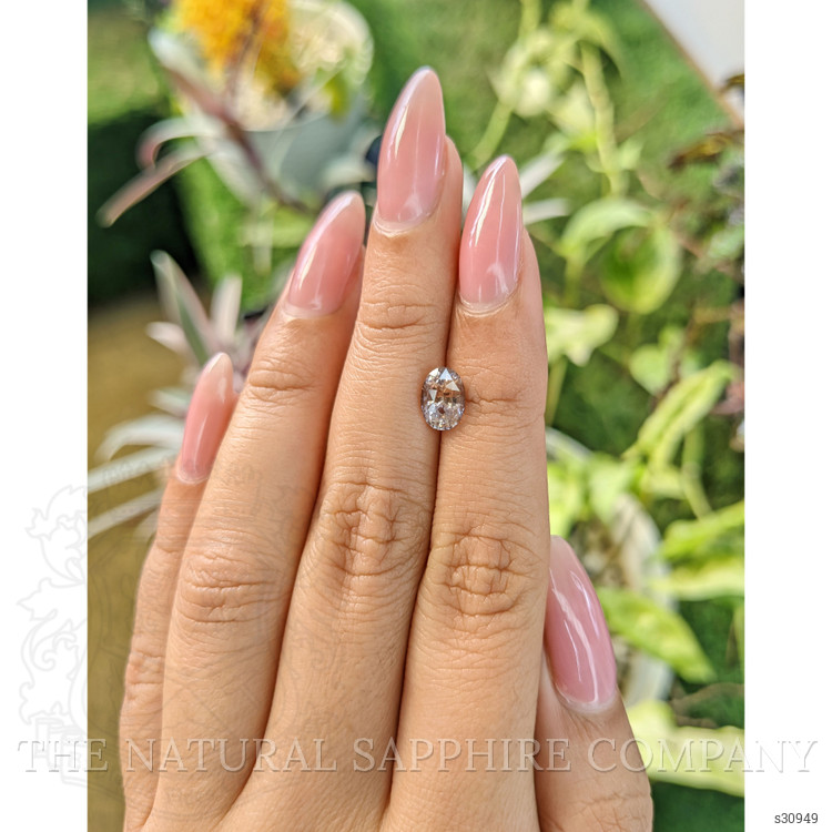 1.66 Ct. Padparadscha Sapphire from Ceylon (Sri Lanka)