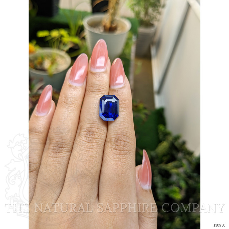 10.51 Ct. Blue Sapphire from Ceylon (Sri Lanka)