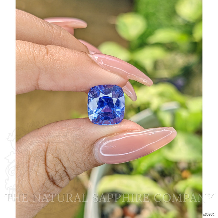 7.35 Ct. Blue Sapphire from Ceylon (Sri Lanka)