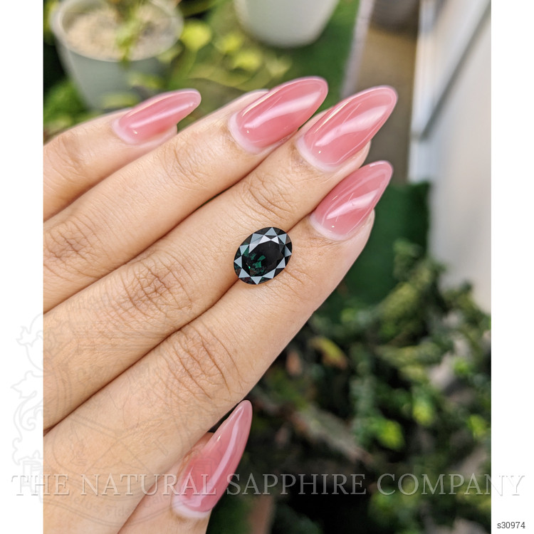 4.83 Ct. Green Sapphire from Ceylon (Sri Lanka)