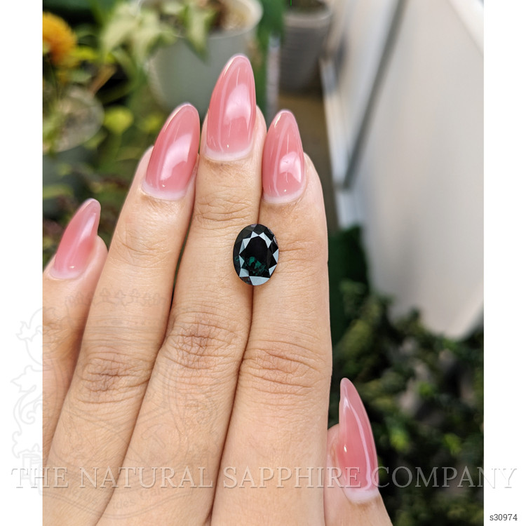 4.83 Ct. Green Sapphire from Ceylon (Sri Lanka)