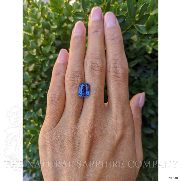 5.09 Ct. Blue Sapphire from Ceylon (Sri Lanka)