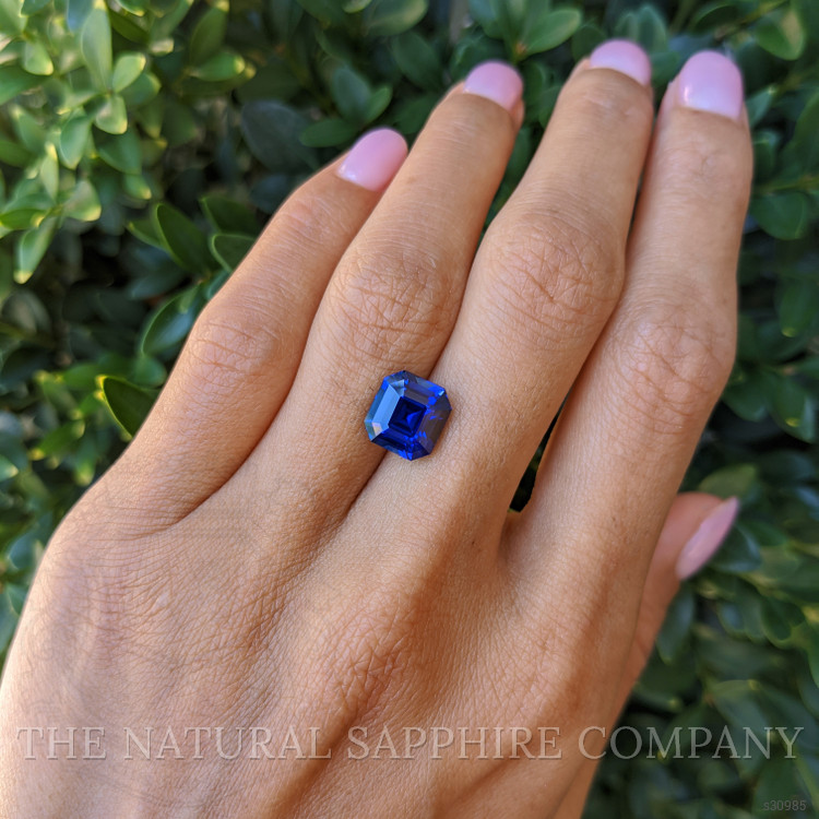 5.06 Ct. Blue Sapphire from Ceylon (Sri Lanka)
