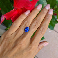 5.02 Ct. Blue Sapphire from Ceylon (Sri Lanka) Life Style