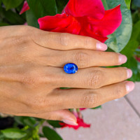 5.02 Ct. Blue Sapphire from Ceylon (Sri Lanka) Life Style