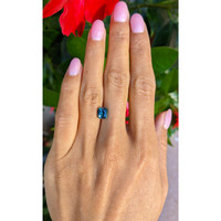 2.23 Ct. Green Sapphire from Madagascar Life Style