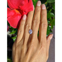 3.71 Ct. Pink Sapphire from Ceylon (Sri Lanka) Life Style