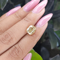 3.52 Ct. Yellow Sapphire from Ceylon (Sri Lanka) Life Style