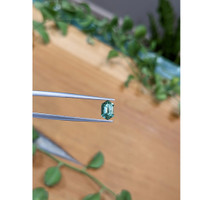 1.31 Ct. Bluish Green Sapphire from Montana Life Style