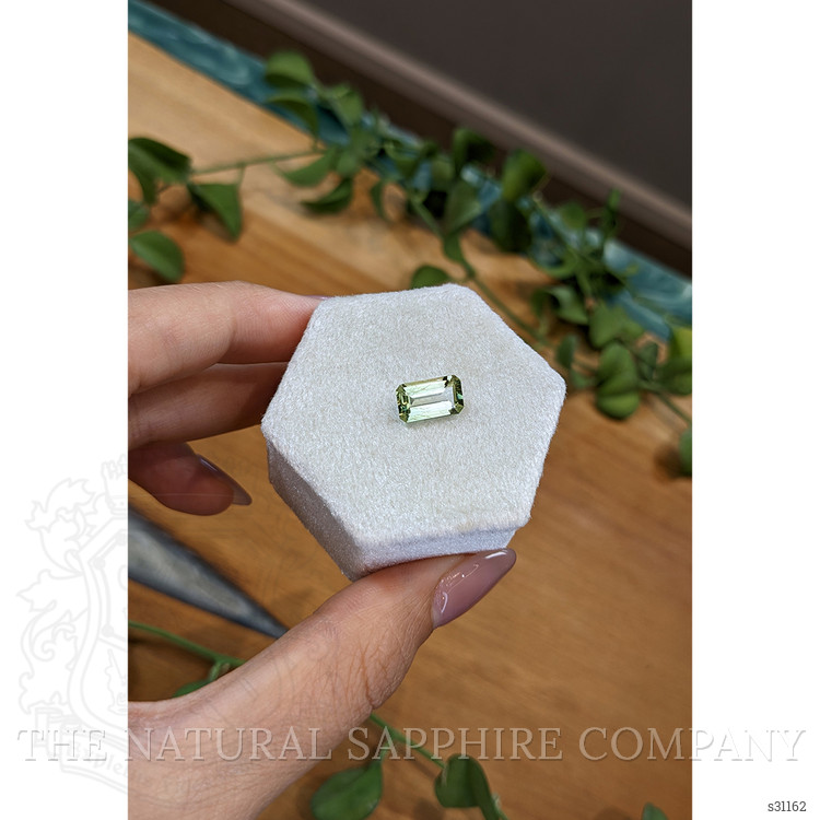 2.59 Ct. Yellowish Green Sapphire from Montana
