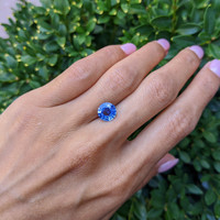2.51 Ct. Blue Sapphire from Ceylon (Sri Lanka) Life Style