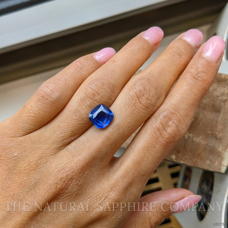 4.04 Ct. Blue Sapphire from Ceylon (Sri Lanka)