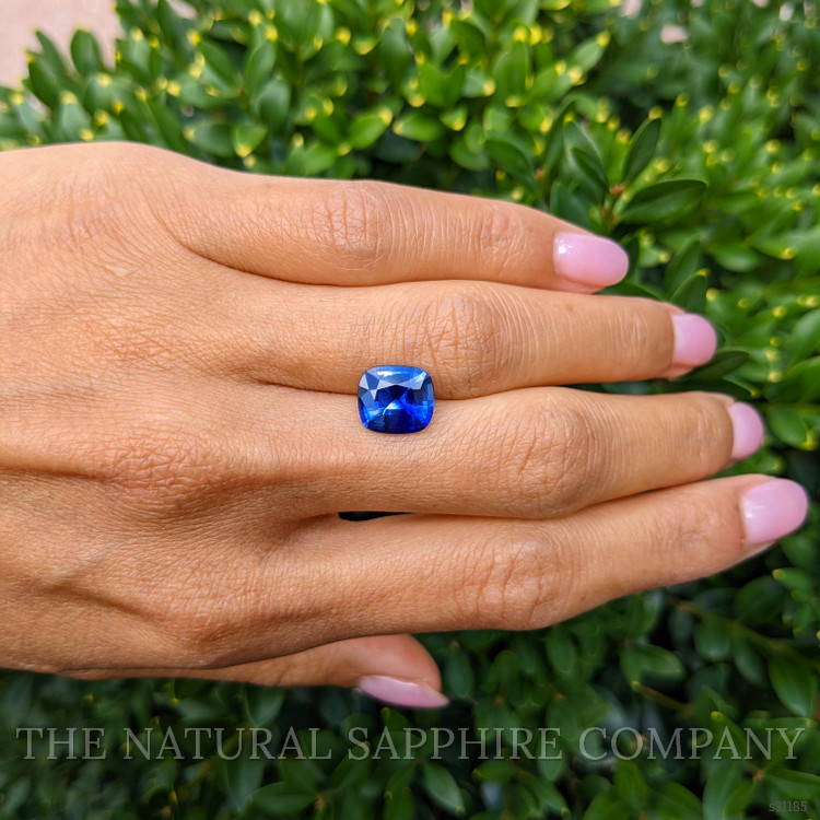 3.96 Ct. Blue Sapphire from Ceylon (Sri Lanka)