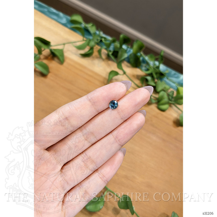 1.03 Ct. Greenish Blue Sapphire from Montana